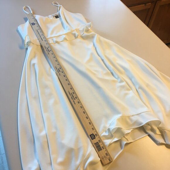 Halston Dress Womens Sz 10 Off White Handkerchief Hem Fairy Girly Beach Wedding - Picture 8 of 12